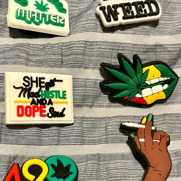 Shoe Charms - Picture 4 of 7